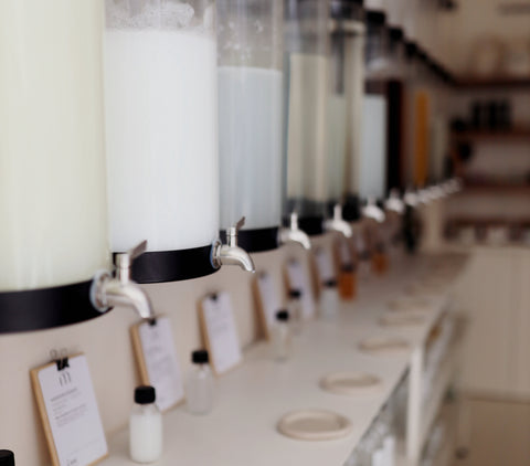 Le mouvement “refill” : la nouvelle façon de consommer à la maison